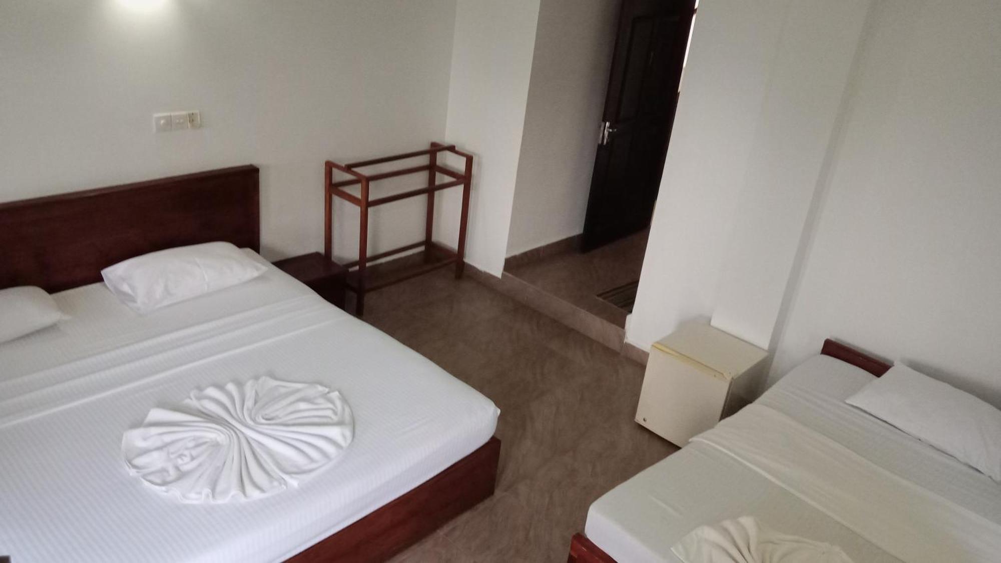 Wave Beach Resort Unawatuna Chambre photo