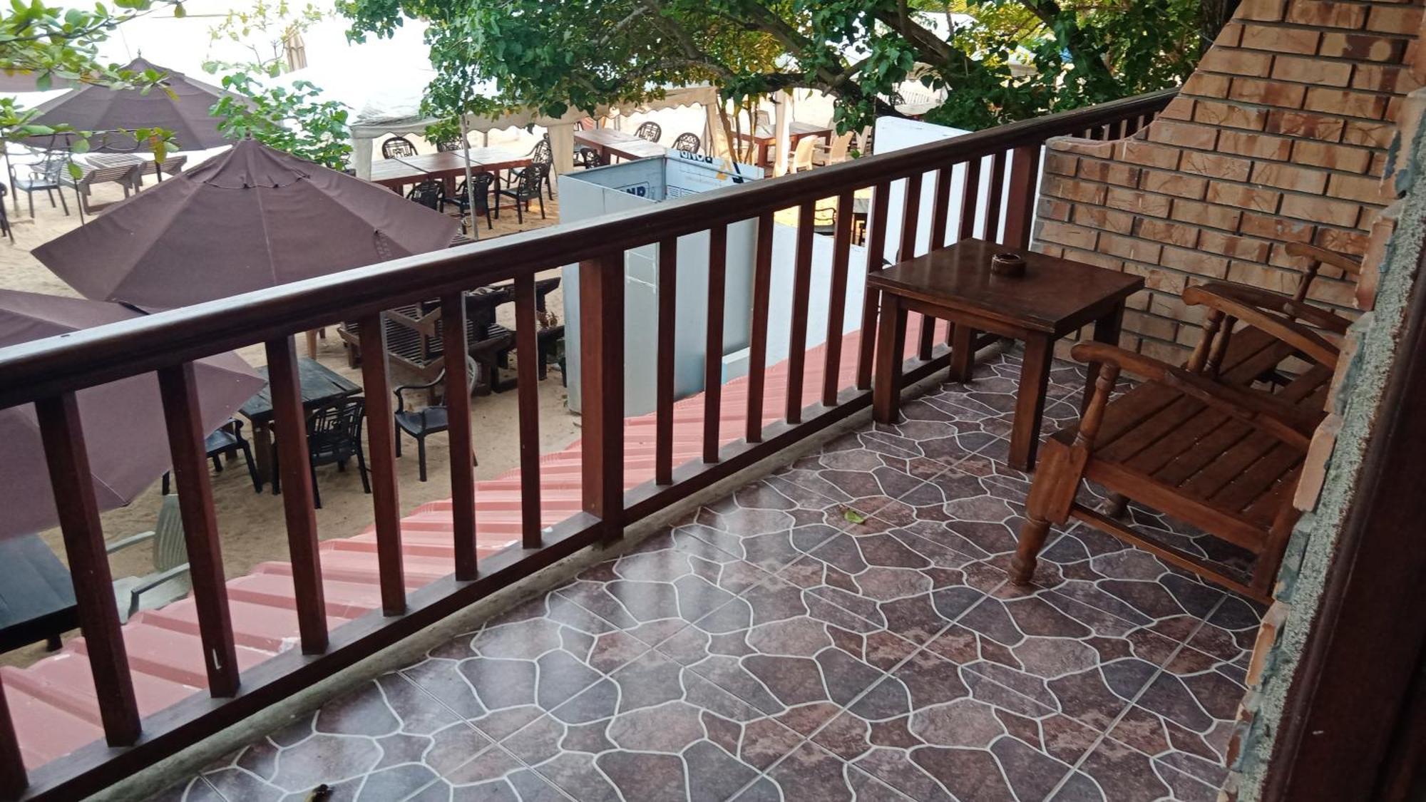 Wave Beach Resort Unawatuna Chambre photo