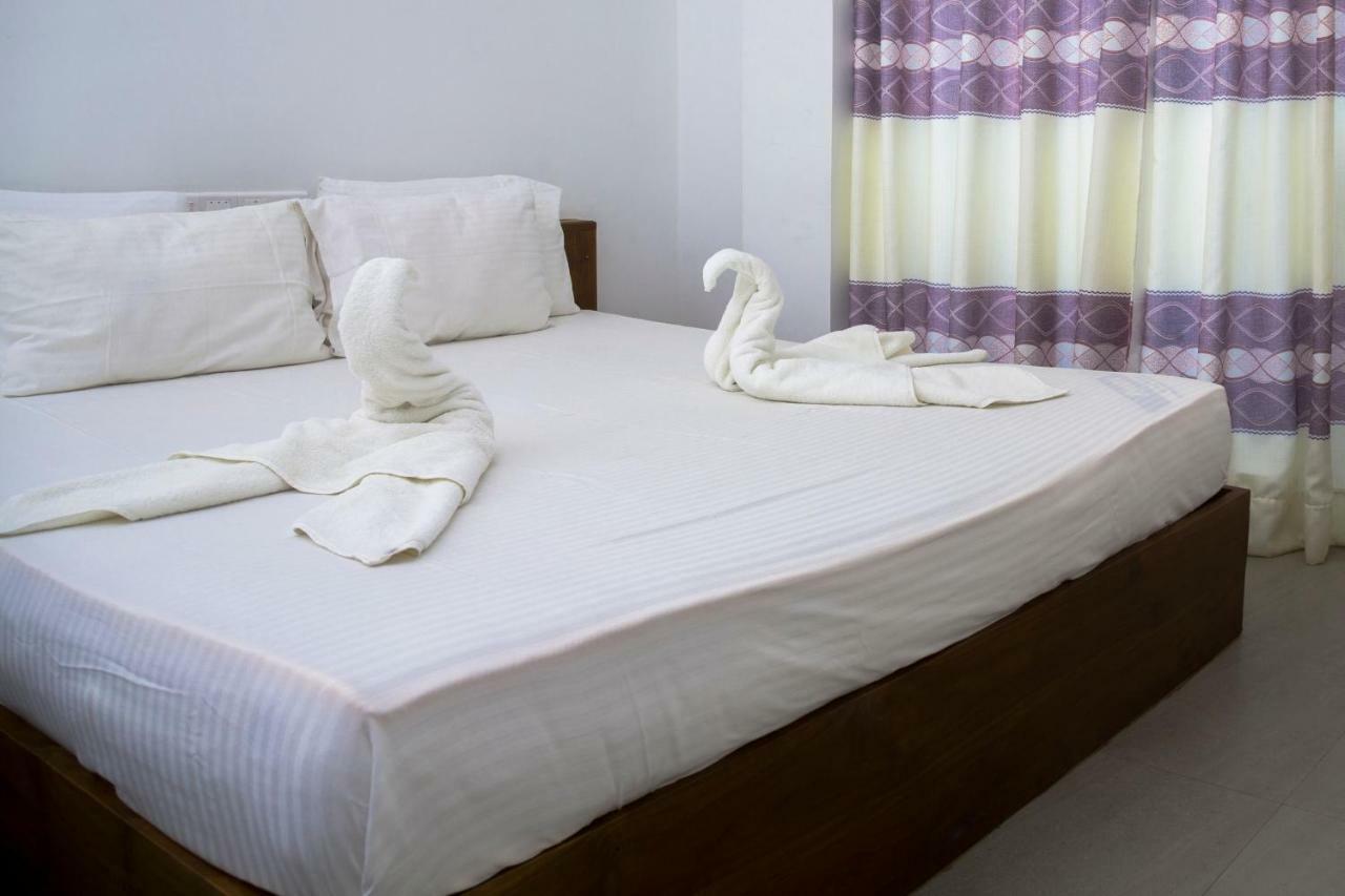 Wave Beach Resort Unawatuna Extérieur photo