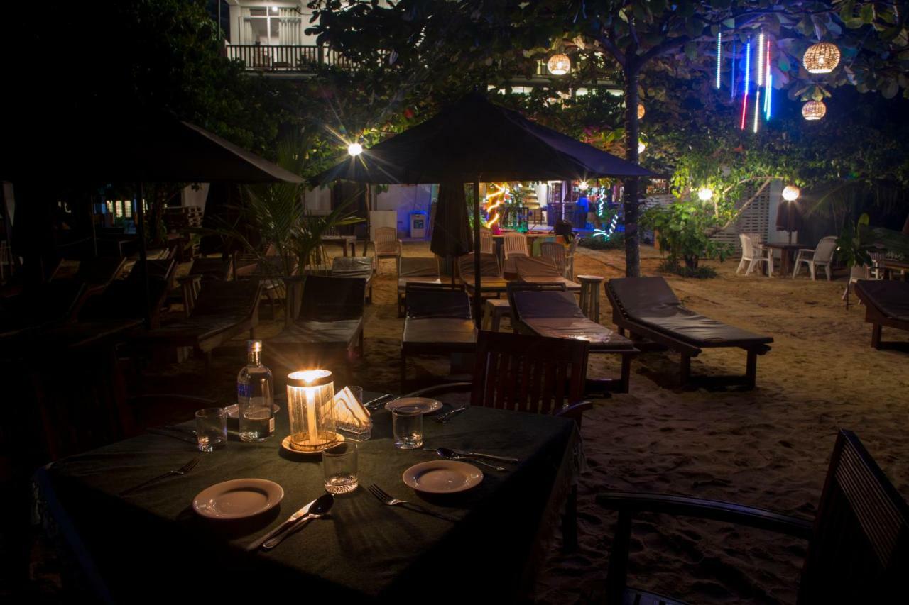 Wave Beach Resort Unawatuna Extérieur photo